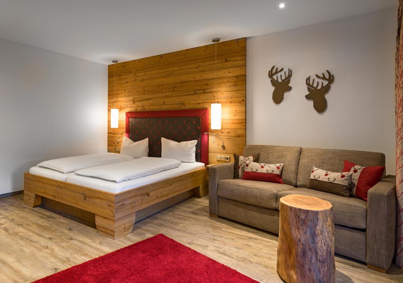 Thaelerhaeusle Hotell Furtwangen Exteriör bild